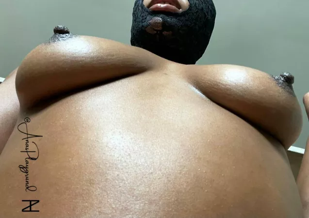 Just enough by anaplaygrund