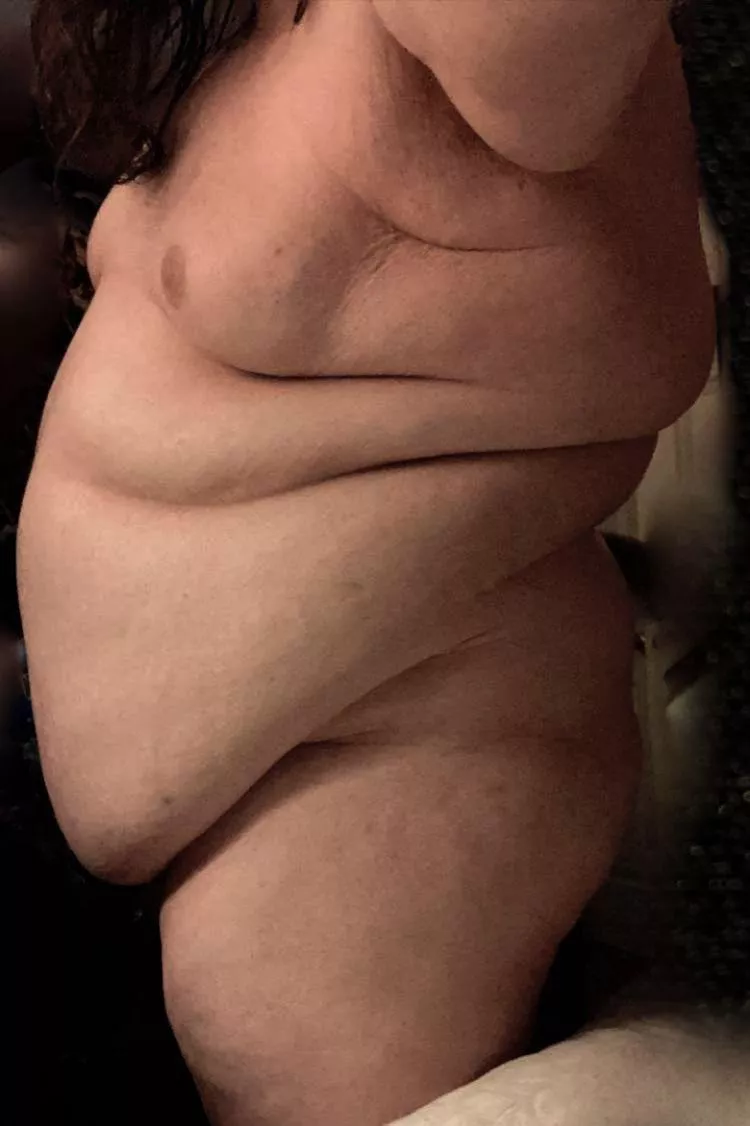 Just feeling a bit sexy…don’t you agree? posted by ventithrowawayextra