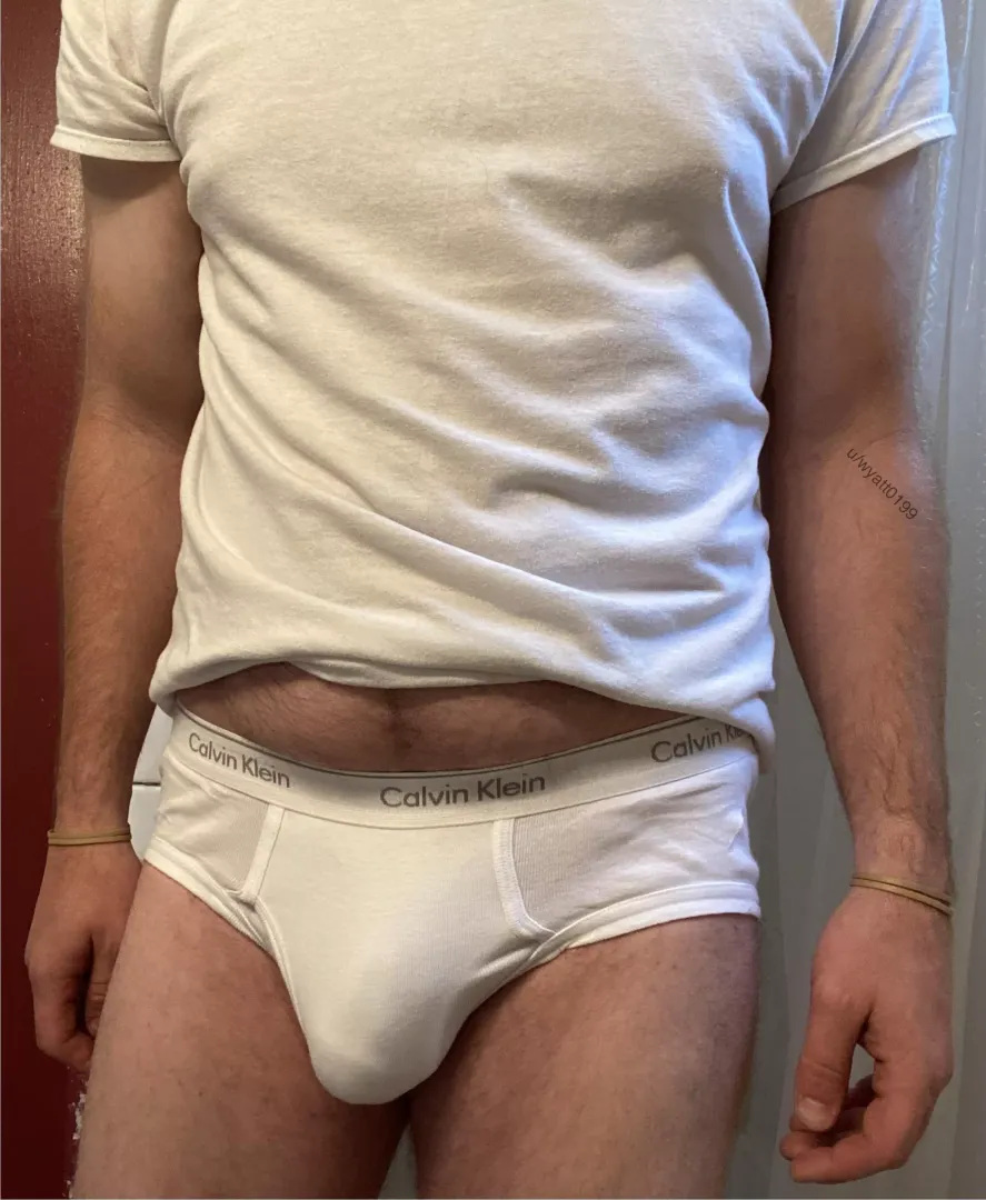 Just Finished At Work. Got All Hot & Sweaty, So I’m Gonna Jump In The Shower posted by wyatt0199