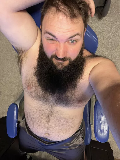 Just give me like 5 more minutes of sleep before I’m ready for Monday. by d6fur