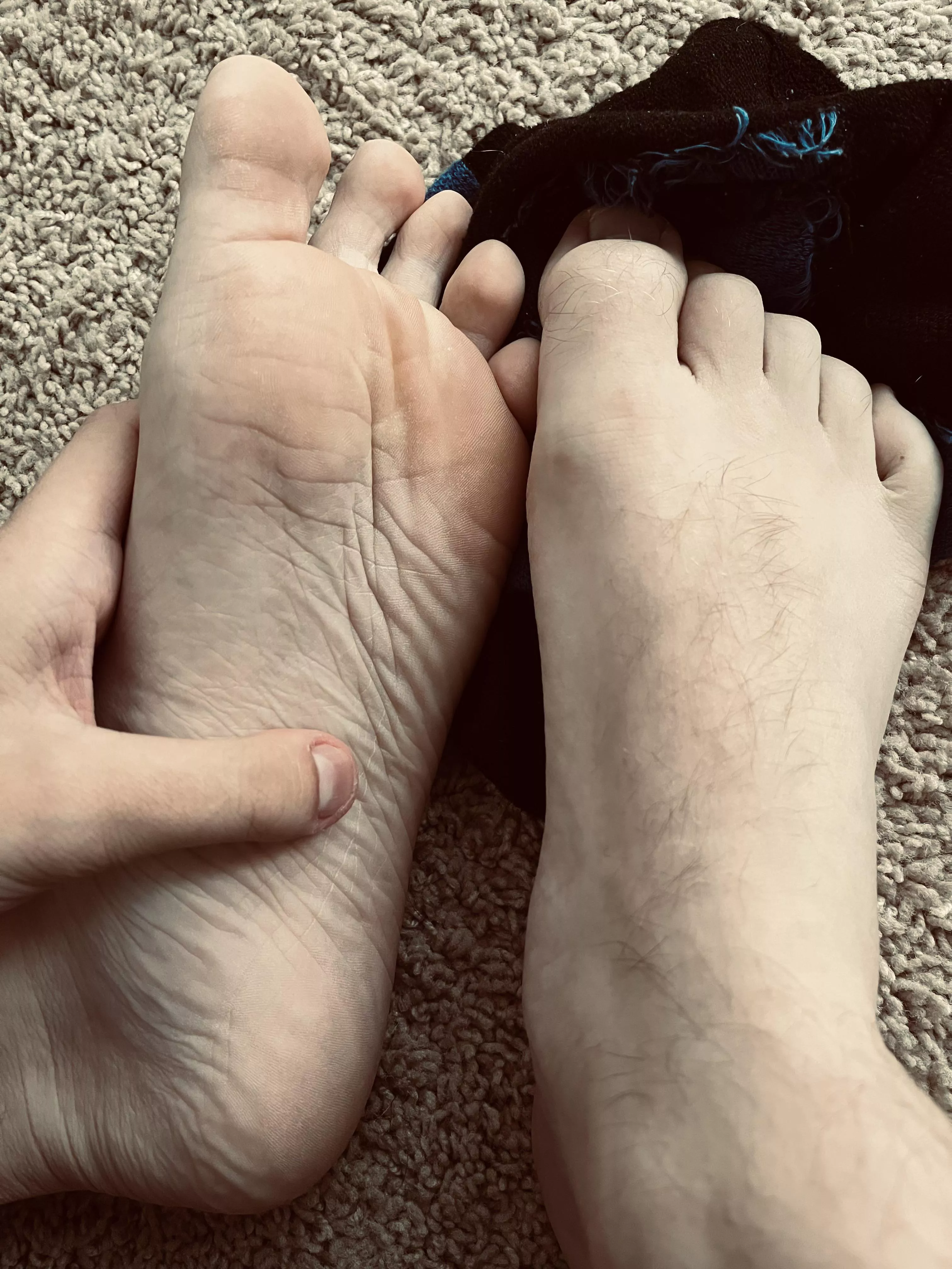 Just got back from a long run, I’m sweaty all over. Wanna spend Halloween night together, bro? ;) posted by MyrosFeet