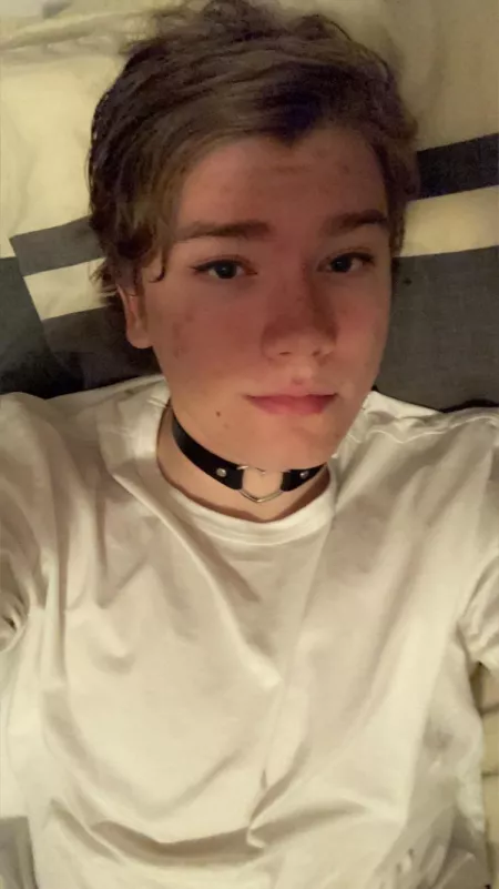 Just got done having a shower and put a little make up on☺️ by MyAccount501