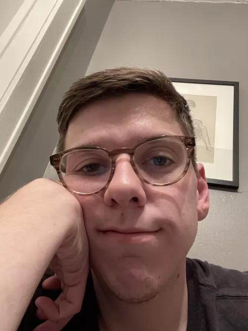 Just got ghosted by another guy: putting yourself out there sucks sometimes. I just want “the one”, ya know. by Electrical-Shallot-2