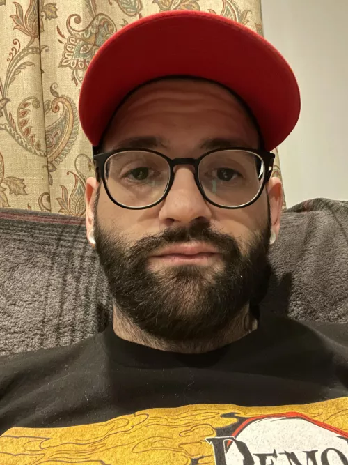 Just got home from work… 🤷‍♂️ by brightYellowCrayonXD