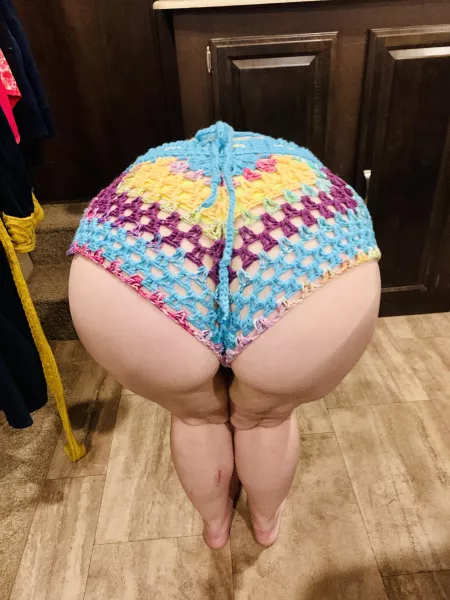 Just got this sweet yarn set [f]rom hubby for our 16th anniversary! [OC] by BrooklynSpringvalley