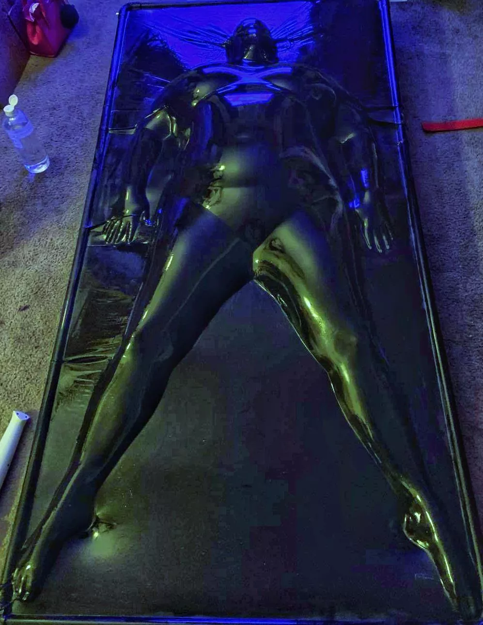 Just had my first time in a vac bed. It was submissive heaven 🖤🤤🖤 posted by chaosbondage