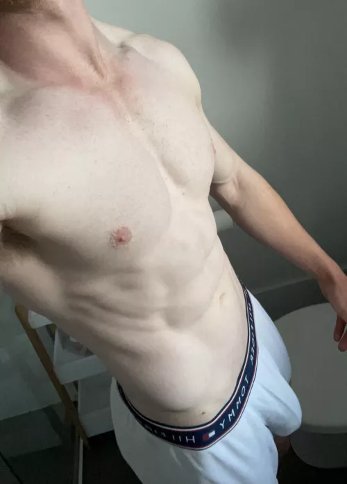 Just hangin around by aussieman6