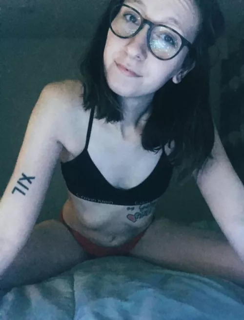 Just hanging out by xoxomikki7