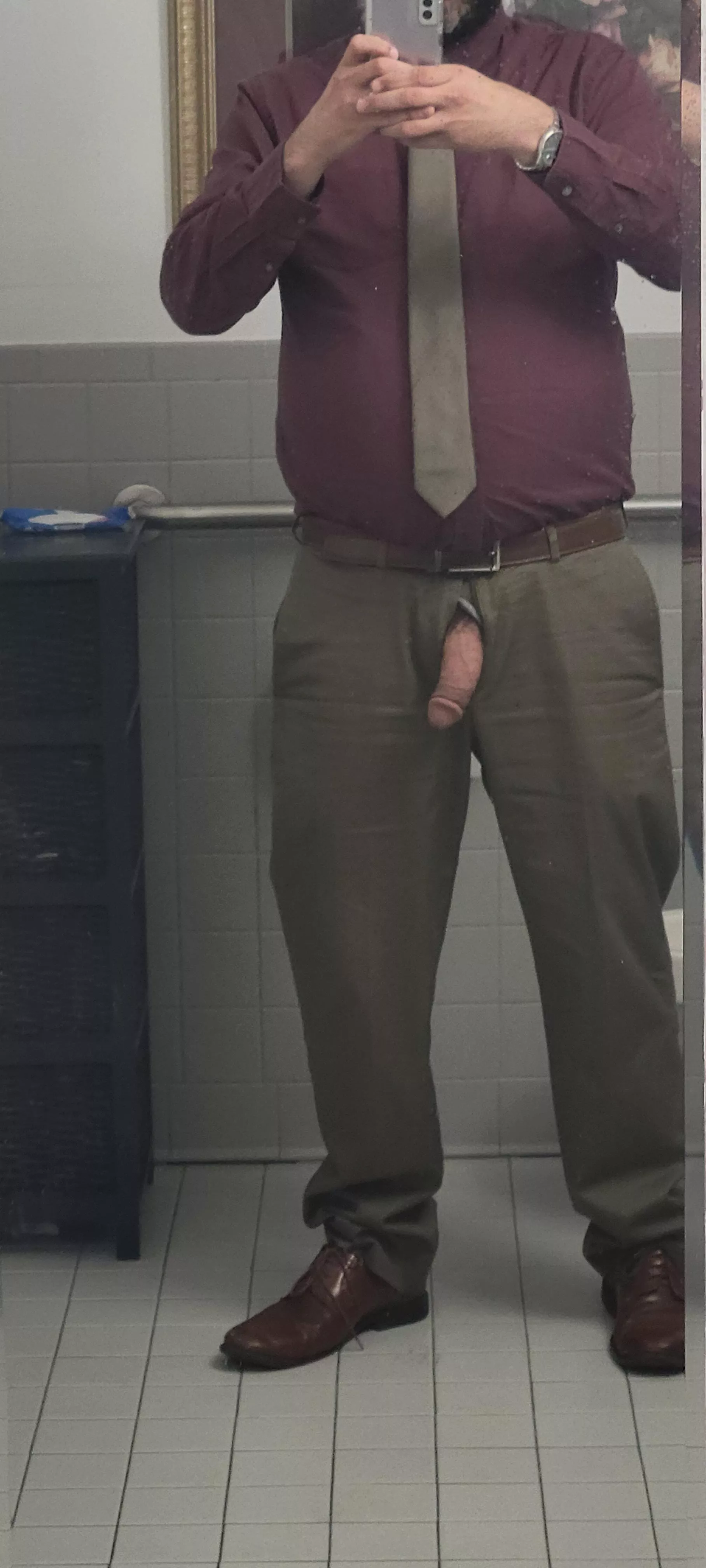 Just hanging out at work. posted by Trizzzzzeeee27