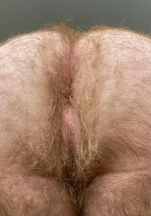 Just imagine the warm, musky, manly smell by manstinklover