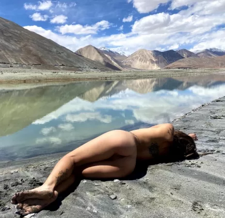 Just leave me here forever by Touched_By_Nature