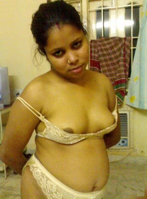 Just looking around... by Huddlestone