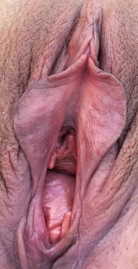 Just love Katherine Brown's wrecked hole 💋💯👅👅👅 by Roadliner1