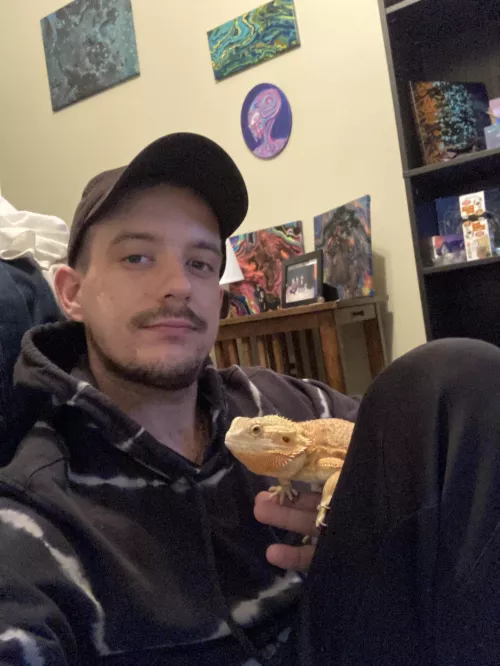 Just me and my bearded dragon vibing by JoobJoob315