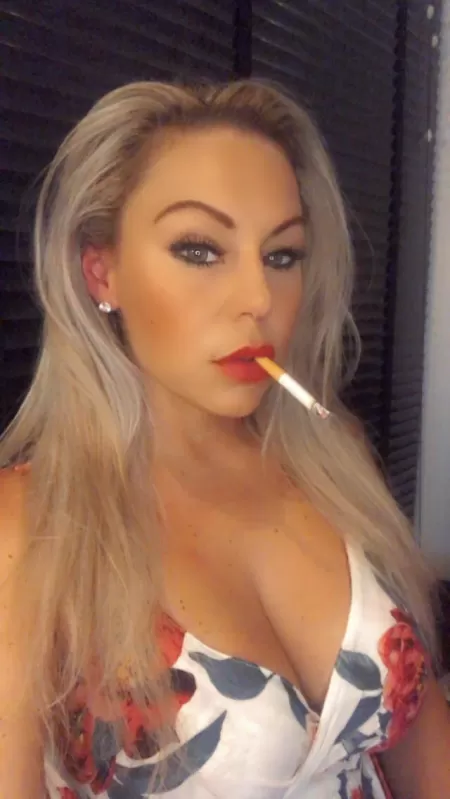 Just me 👋🥰 by SwedishGirlSthlm