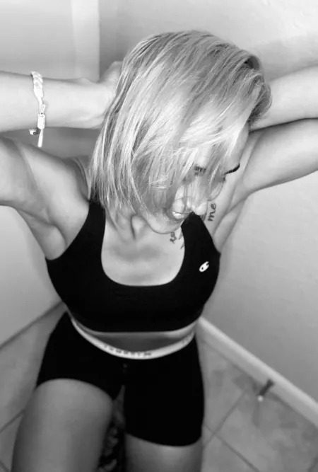 Just me or does a matching set just set off a strut?? by Turbulent_Lie1024