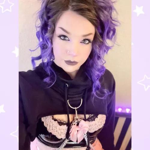 Just moved into my new place! Who wants to celebrate with me?! 🧪 by NotRadioactive