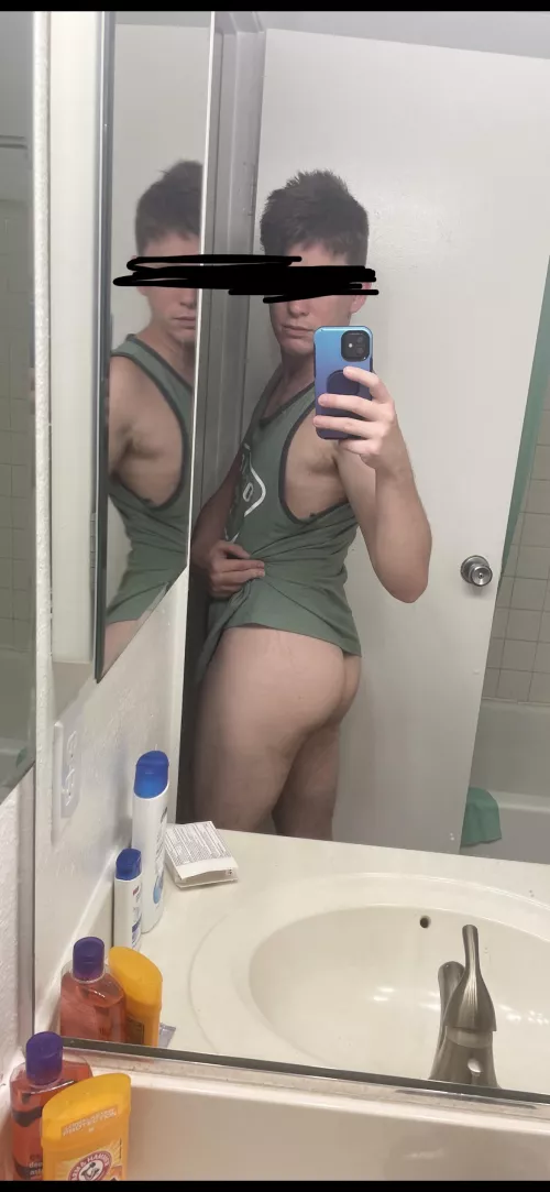 Just my butt by catchofthedate