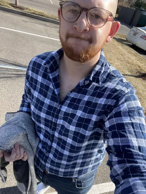 Just out here trying to get a second date by viviidgay