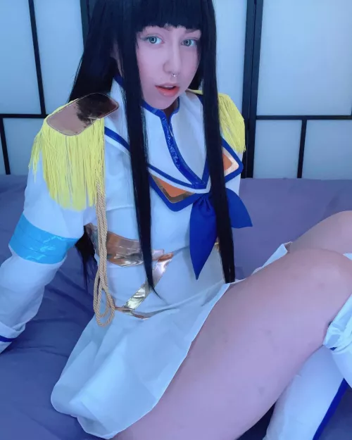 Just out here trying to prove my point that Satsuki is hotter than Ryuko [f] [OC] by cherryrobusta