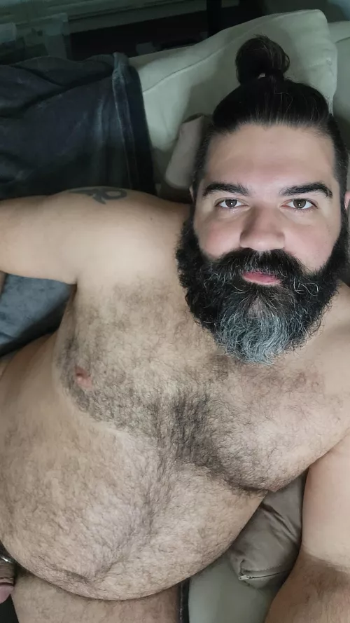 Just popping in to another furry chubby community. How y'all doing?! by FurryMercury