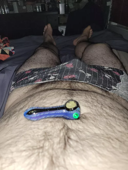 Just relaxing after a stressful night by Piknick813