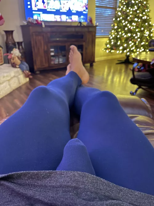 Just relaxing. Does anyone want to relax with me? by xxg73