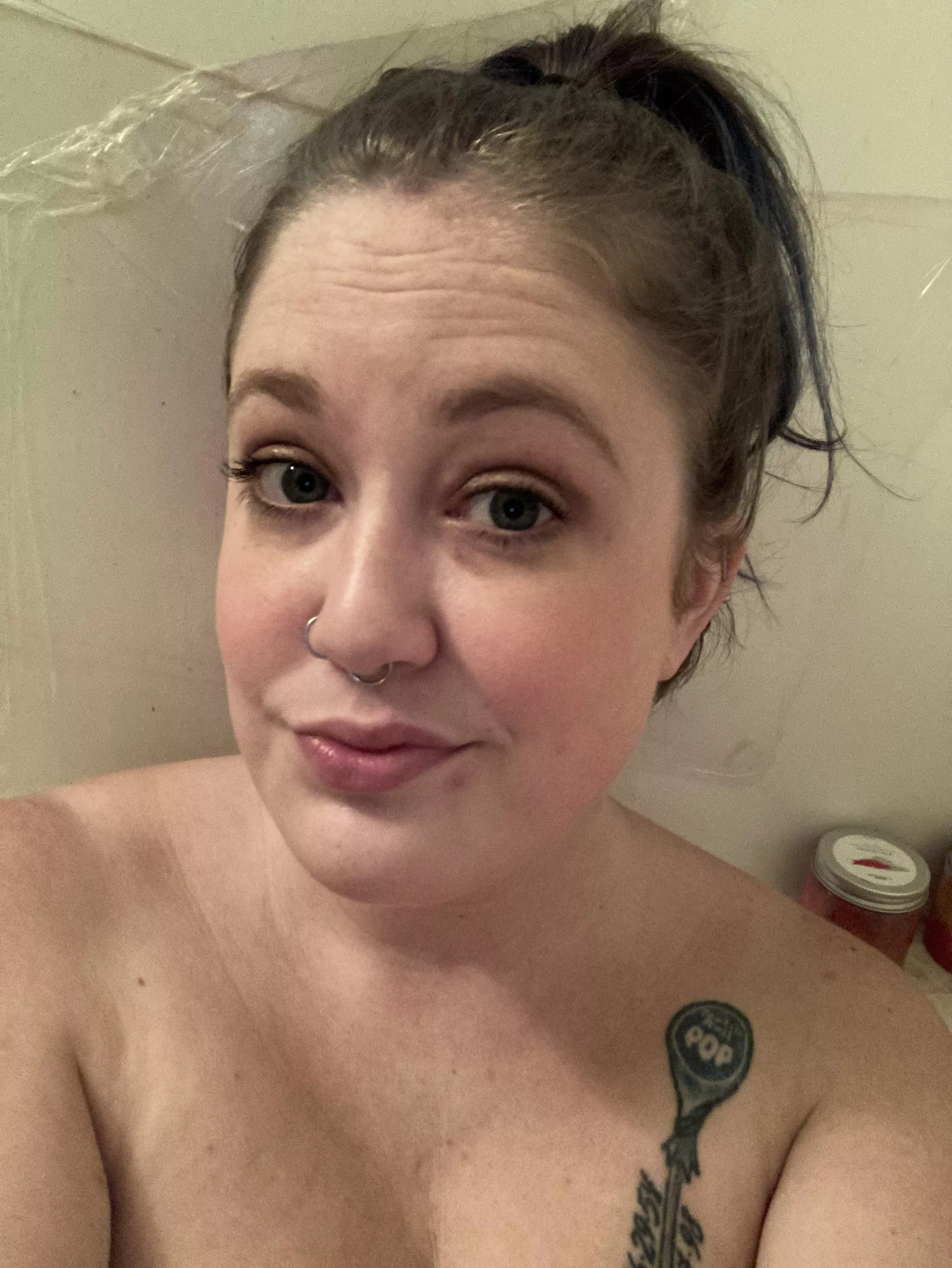 Just relaxing in the bath posted by VioletFonce