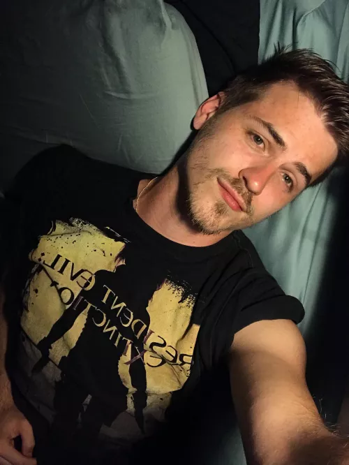 Just saw RE Welcome to Raccoon City and oh boy m… el oh el by Odd-purple-flower