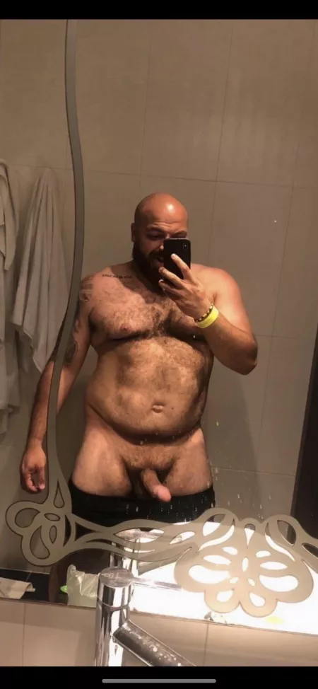 Just saying hi. How am I looking? by barcode261920