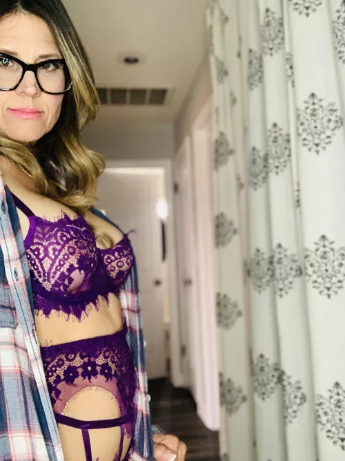 Just sexy on my new free page by NerdyCookieBaker