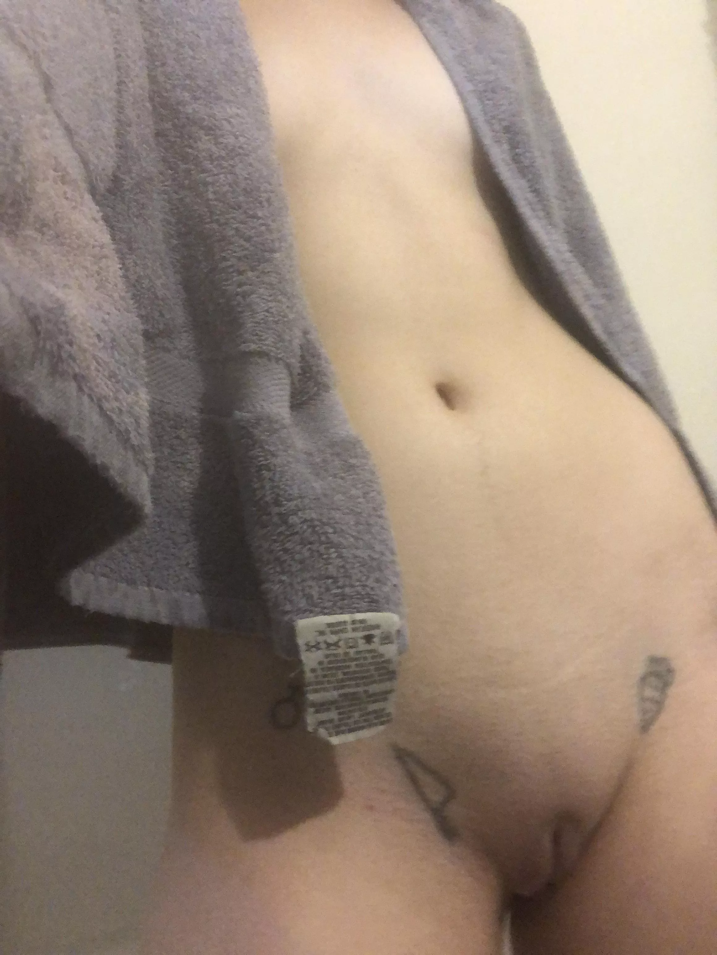 Just shaved to show you guys!!! I had no idea people like this shape! 🥰 posted by gloomybabyy