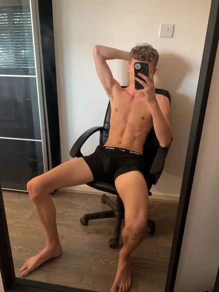 Just so we’re clear, the only reason I go to the gym is to develop cum gutters. by datingurhotmom