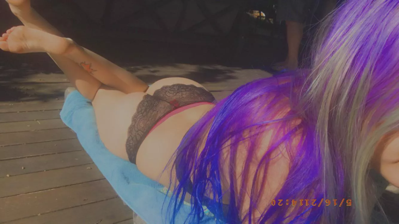 Just soaking up some sun 🥵 posted by Rave_queen_xo