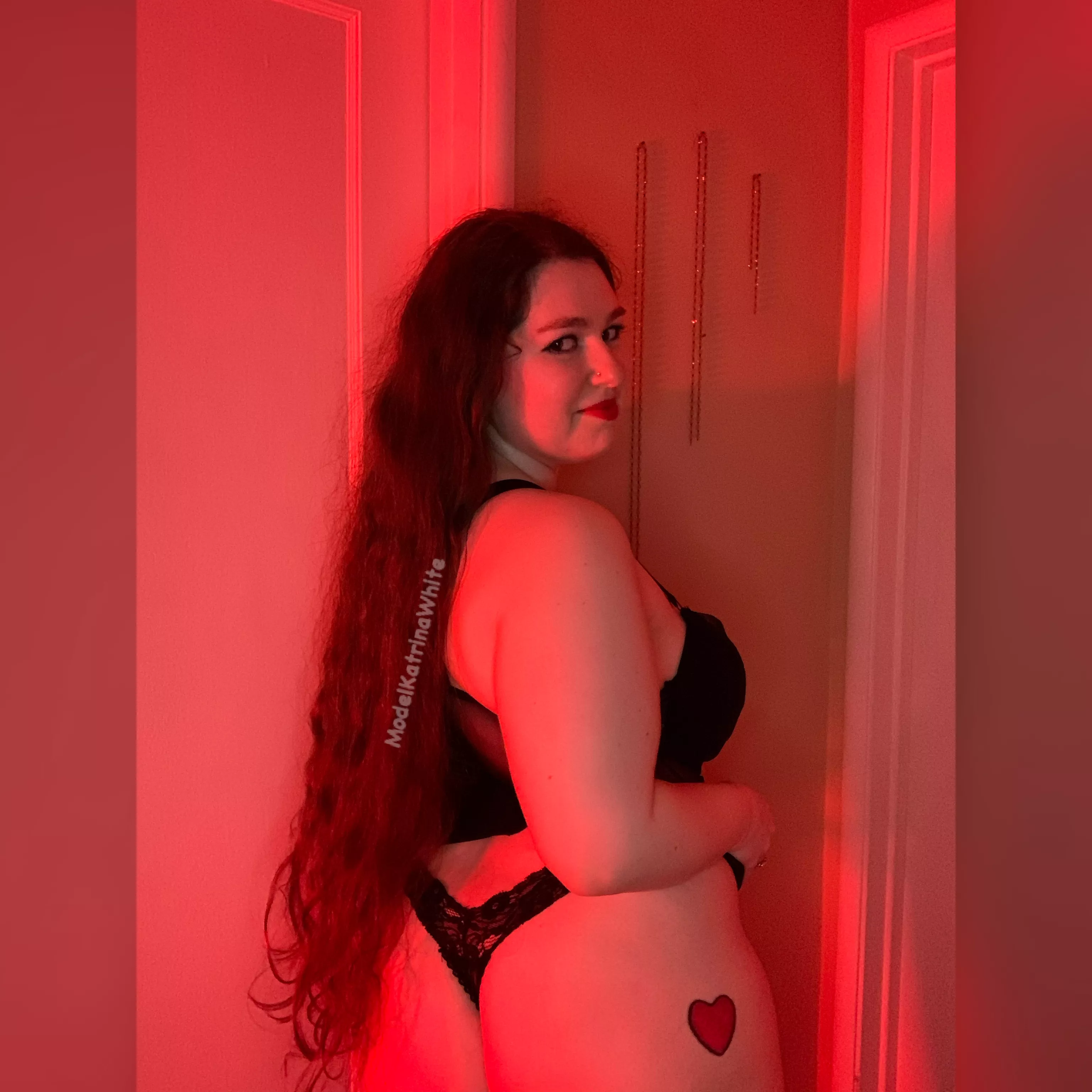 Just some pretty peach for you to enjoy ;) posted by modelkatrinawhite