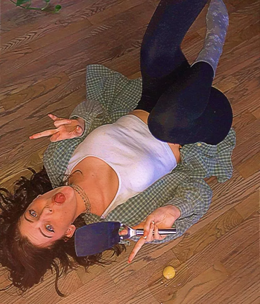 Just take them right in this position😊 posted by Thathoeyouknow1