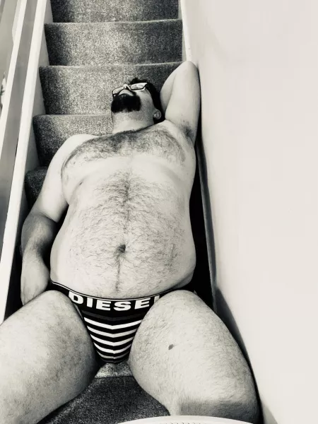 Just taking a little rest before I carry on with the cleaning. I hope that is ok. by miky-9-9