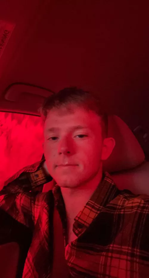 Just the average Twink looking for a sugar dad😂😂 by Puzzleheaded-Host929