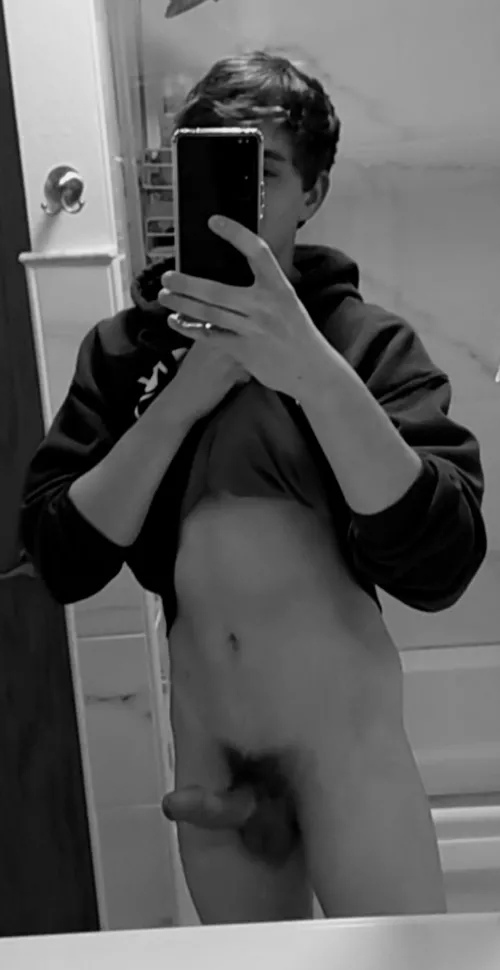 Just thinking about people wanking to me 🥵 by DunkeyKung64