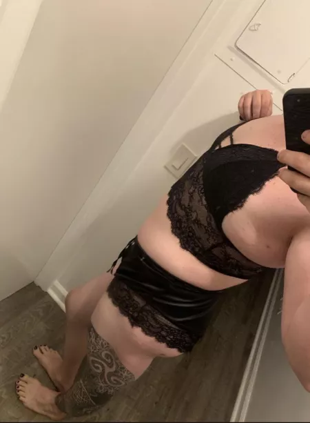 Just trying to be a good femboy by lionsubpride