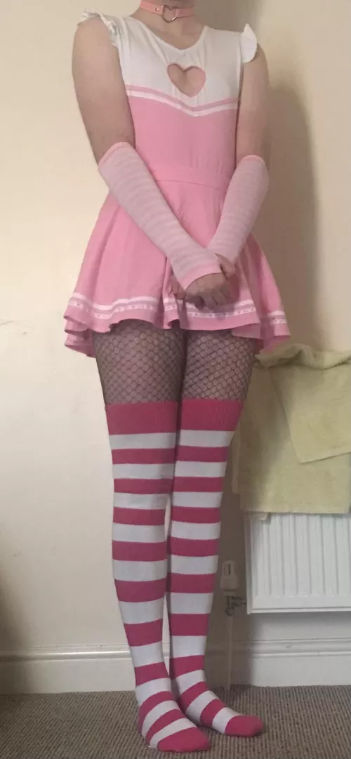 Just tryn to b cute🥰 by SofiaAdd11