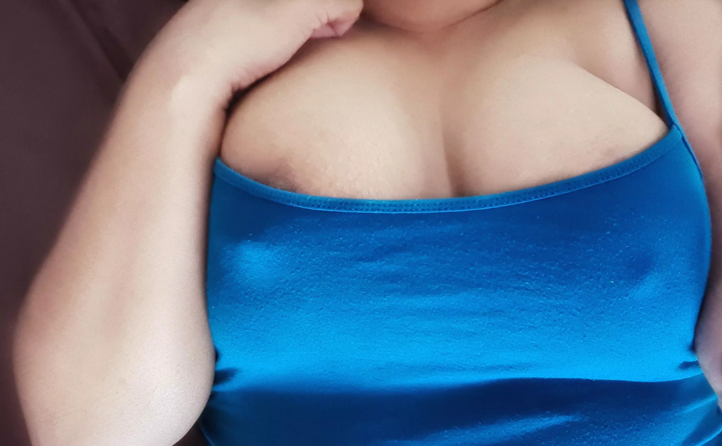 Just visited my local grocery with my tits overflowing ✌ posted by sluttysub2021