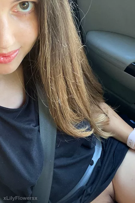 Just waiting for my order at the drive thu ;) by xlilyflowers