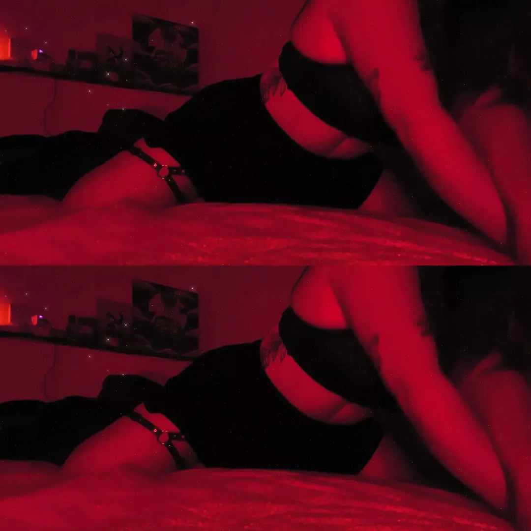 Just wanna be on top rn 🥴 posted by whyohwhyelizabeth