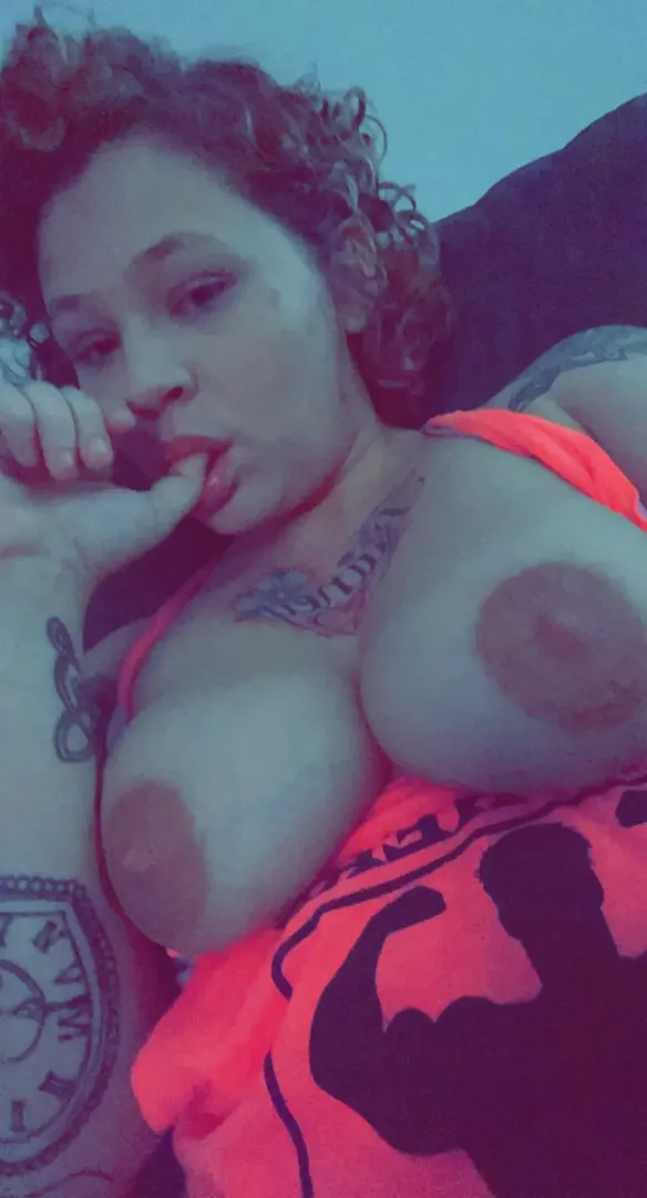 Just wanna suck some cock 😩 posted by No_Obligation7010