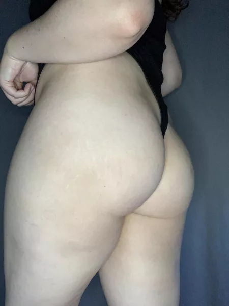 Just want someone to come play with it by MarvoBarvo