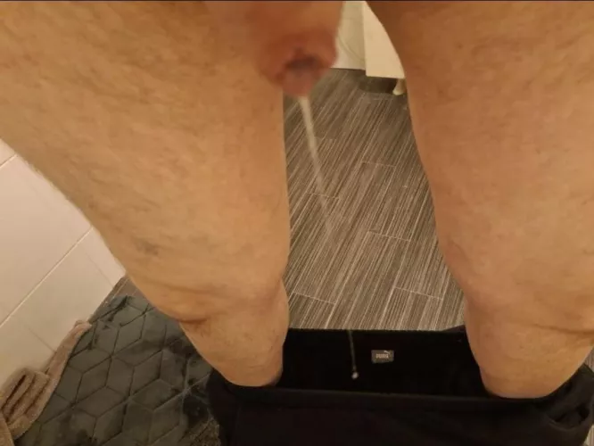 Just wanted to share this kne. Literally dripping precum onto the floor enjoy 😉 by ThickCock2021