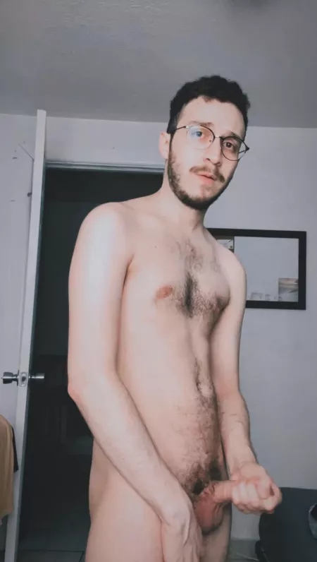 Just wanting to play with someone’s ass 👉👈 Grindr is letting me down by moondude25