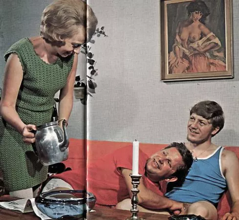 Just what in the world is going on here?? by kcmo73