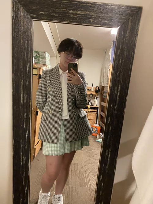 Just woke up by munkeynuggets